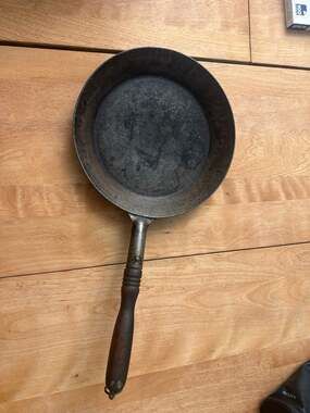 Antique Grand Union Tea Co Wood Handle Iron Advertising Premium Frying Pan